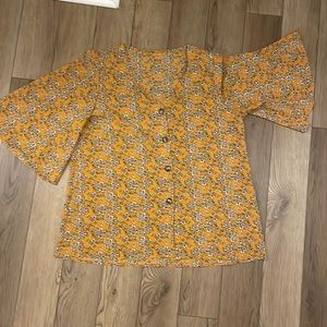 Mustard, floral blouse, perfect for fall